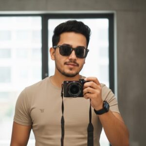 google gemini photo edit prompt Sunglasses + Window Light